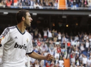 总决赛最新形势：本菲卡高居榜首，费内巴切强势追赶，冠军归属成迷(本菲卡vs费内巴切数据)